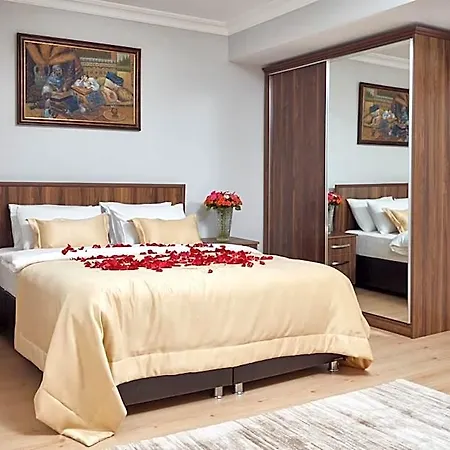 Ξενοδοχείο Tarabya Palace 4*